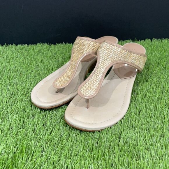 Donald J. Pliner Desi Slip-On Sandals - Picture 1 of 7